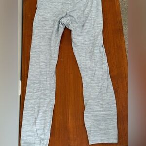 Lululemon 3/4 Wunder Under Leggings